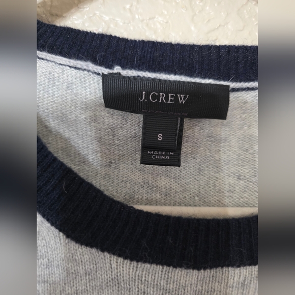 J. Crew Light Gray Heart Print Sweater - Picture 2 of 5